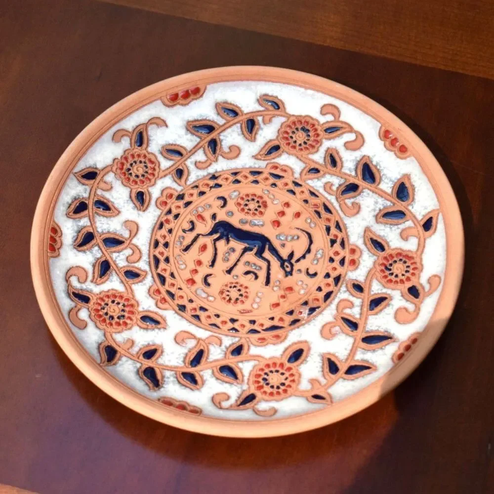 Bonis Pottery Hand-Painted Terracotta Plate - Stag Motif – Made in Rhodes Greece